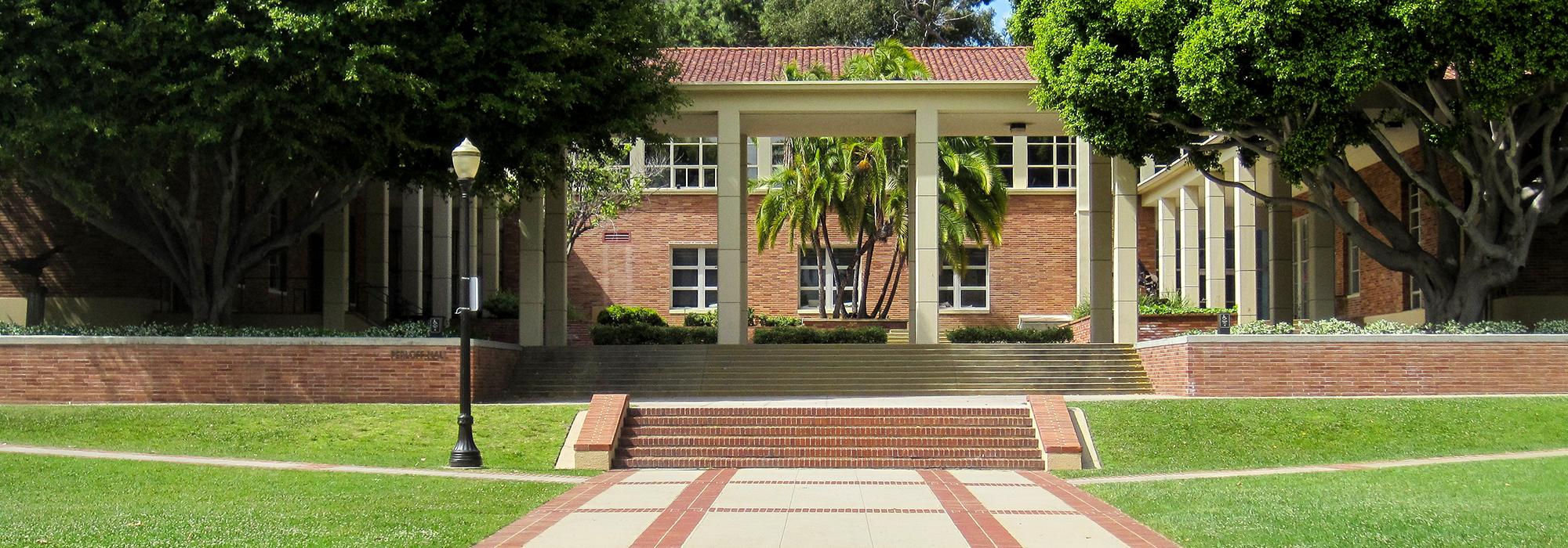 Does UCLA Have A Pretty Campus